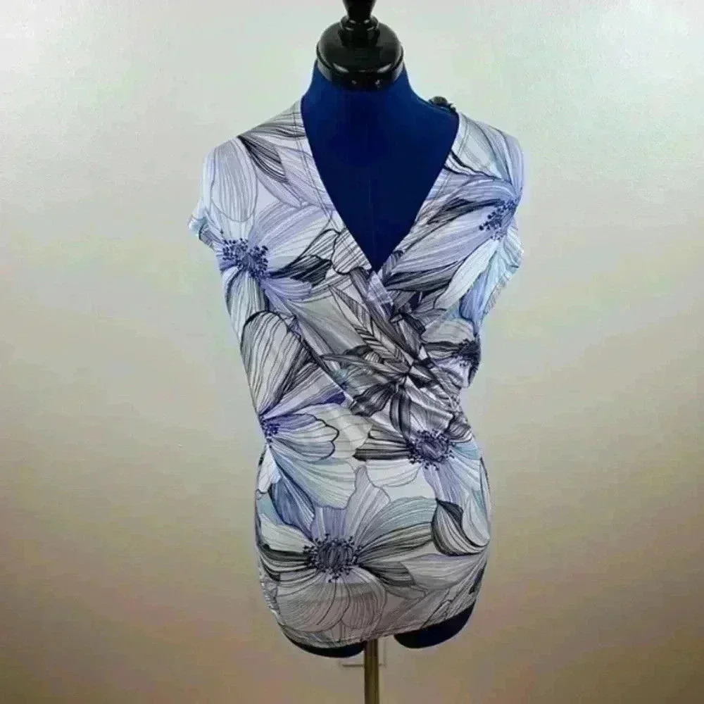 NITA Idees wrap front short sleeve shirt. Large abstract floral print. …